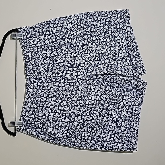 Lands End Blue & White Pull-on Shorts Elastic waist missing Size tag waist 17" - Picture 1 of 6